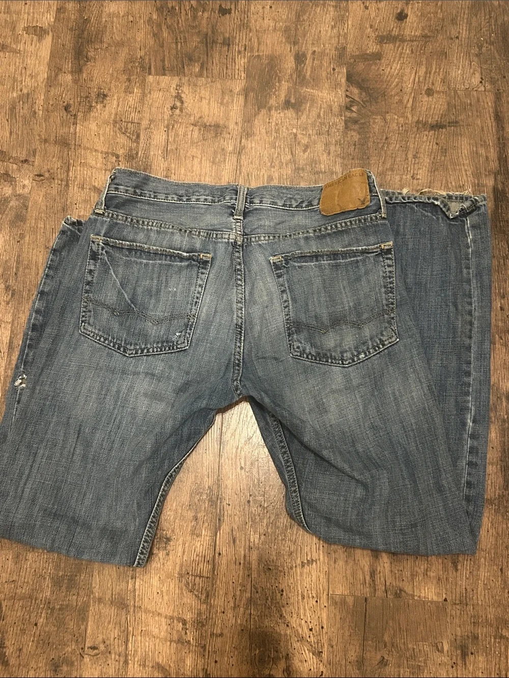 American Eagle Outfitters Light Blue Relaxed Fit Jeans